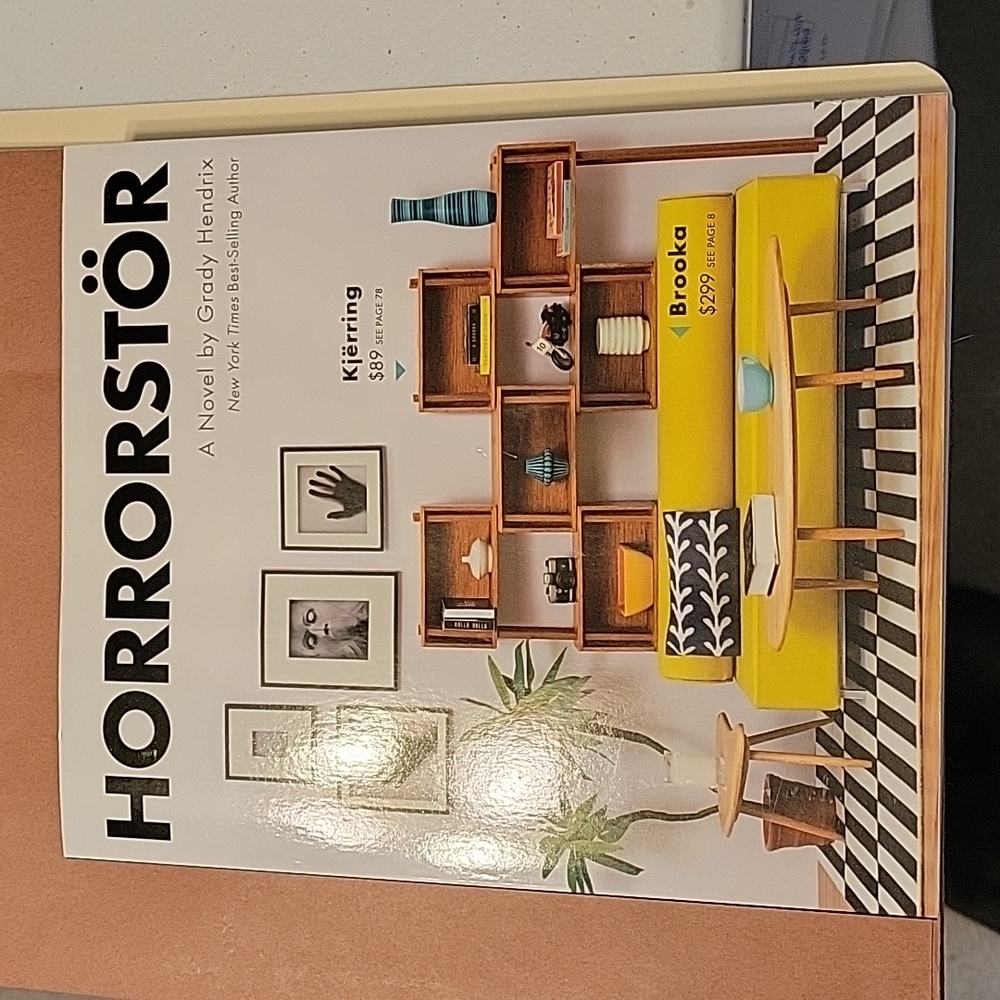 Horrorstor -- Grady Hendrix